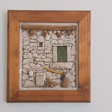 Apartment Mandic Omis Exterior photo